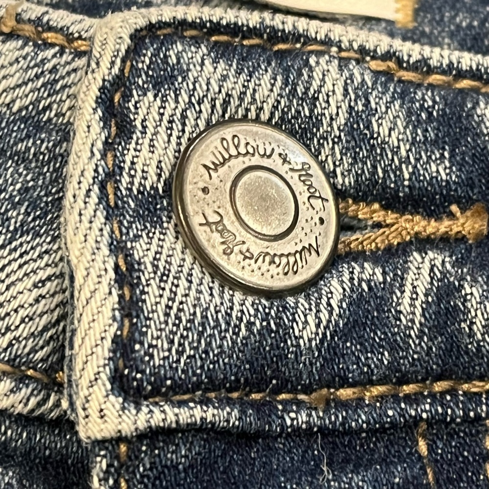 Willow & Root “The Mom Fit” Distressed High Rise Jeans - Picture 9 of 9